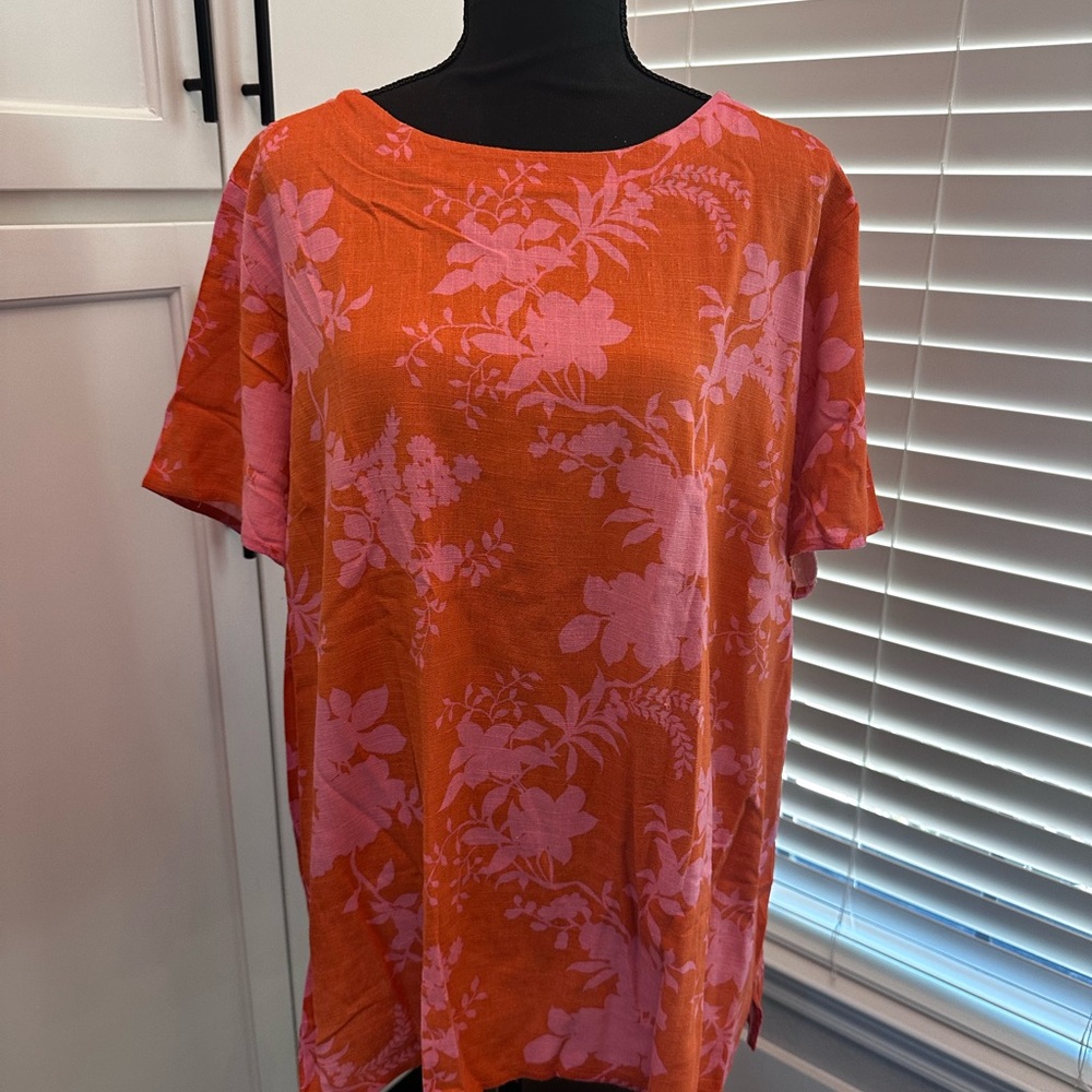 Like Love linen blouse. NWT. Size 2XL